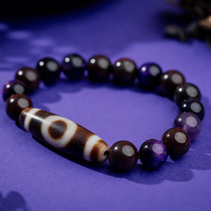 Tibetan 1-Eye Dzi - The Isis (Wisdom/Career)